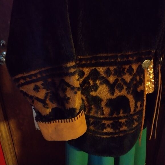 Bear Ridge Outfitters moose/bear fleece jacket M open front, cleaned, very good - Picture 3 of 8